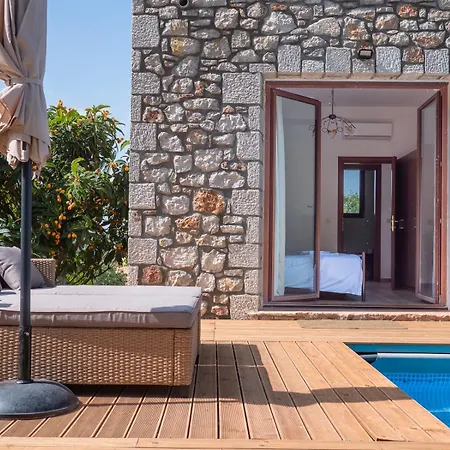 Salagro Seaview Villa *